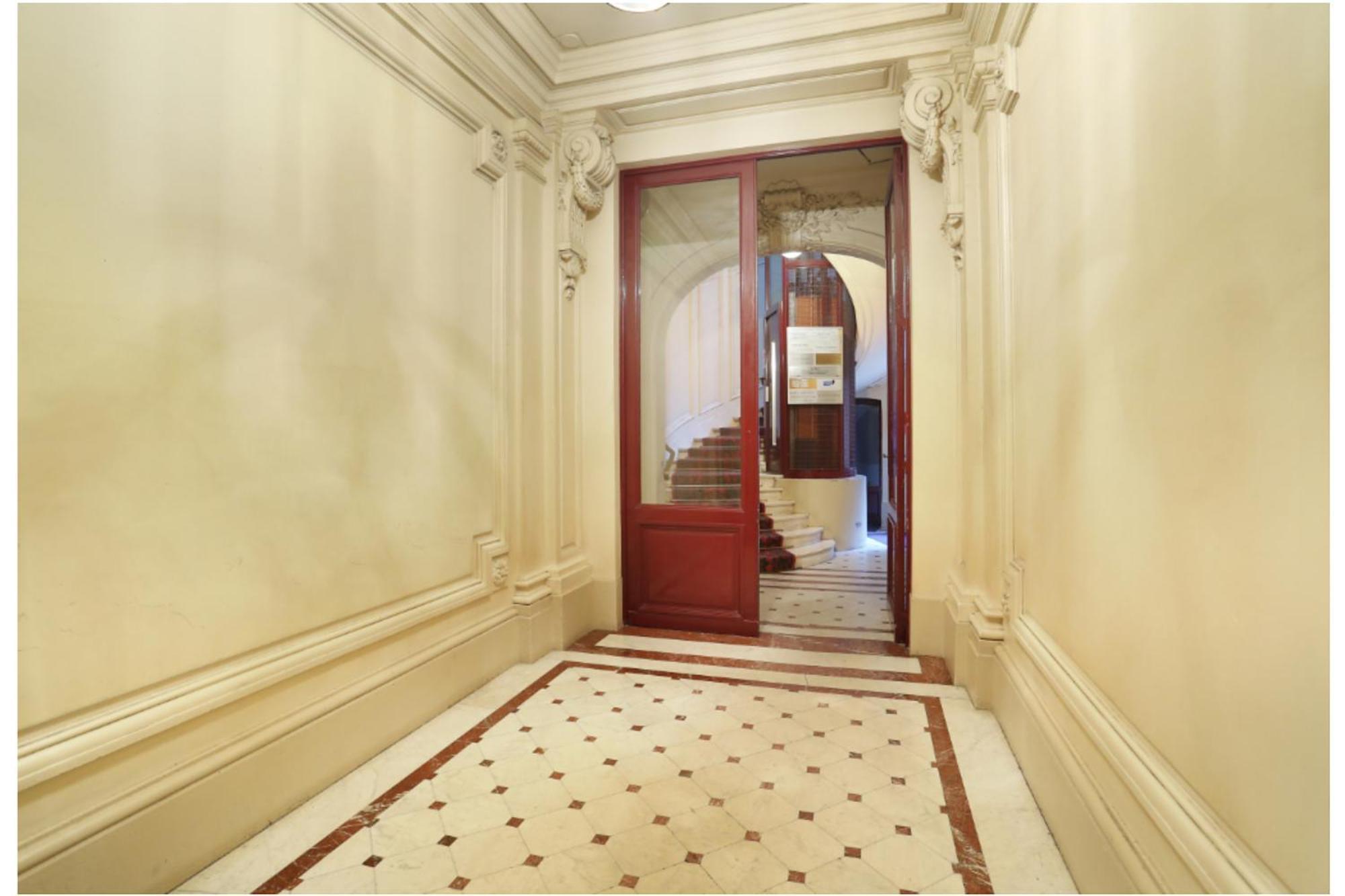 Luxurious - Located In Centre - Walking Distance From The Louvre Apartment *